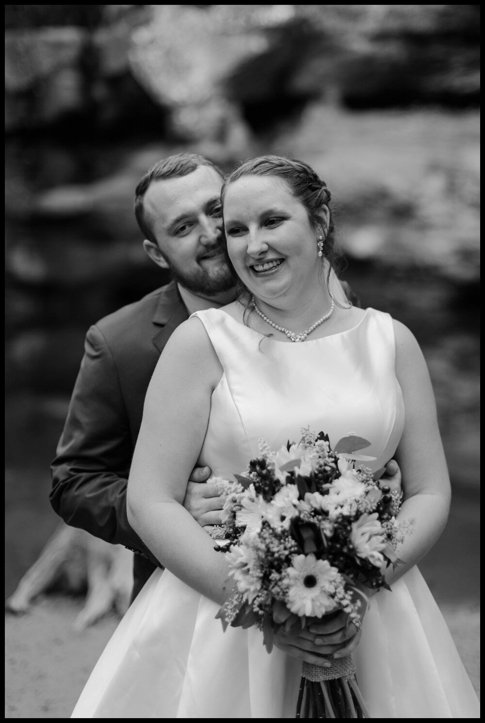 Hocking_Hills_Ohio_Elopement_Micro_Wedding_Photo_ (38).jpg